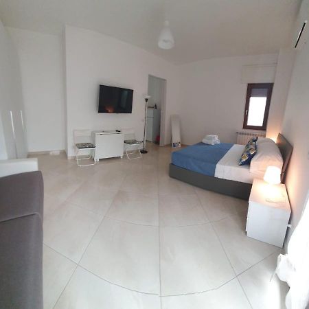 Corner Terrace Sorrento Coast Apartment ซานตาเญลโล ภายนอก รูปภาพ