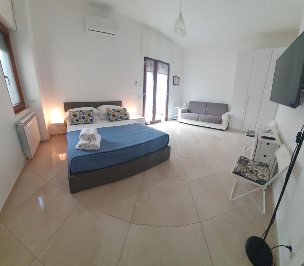 Corner Terrace Sorrento Coast Apartment ซานตาเญลโล ภายนอก รูปภาพ